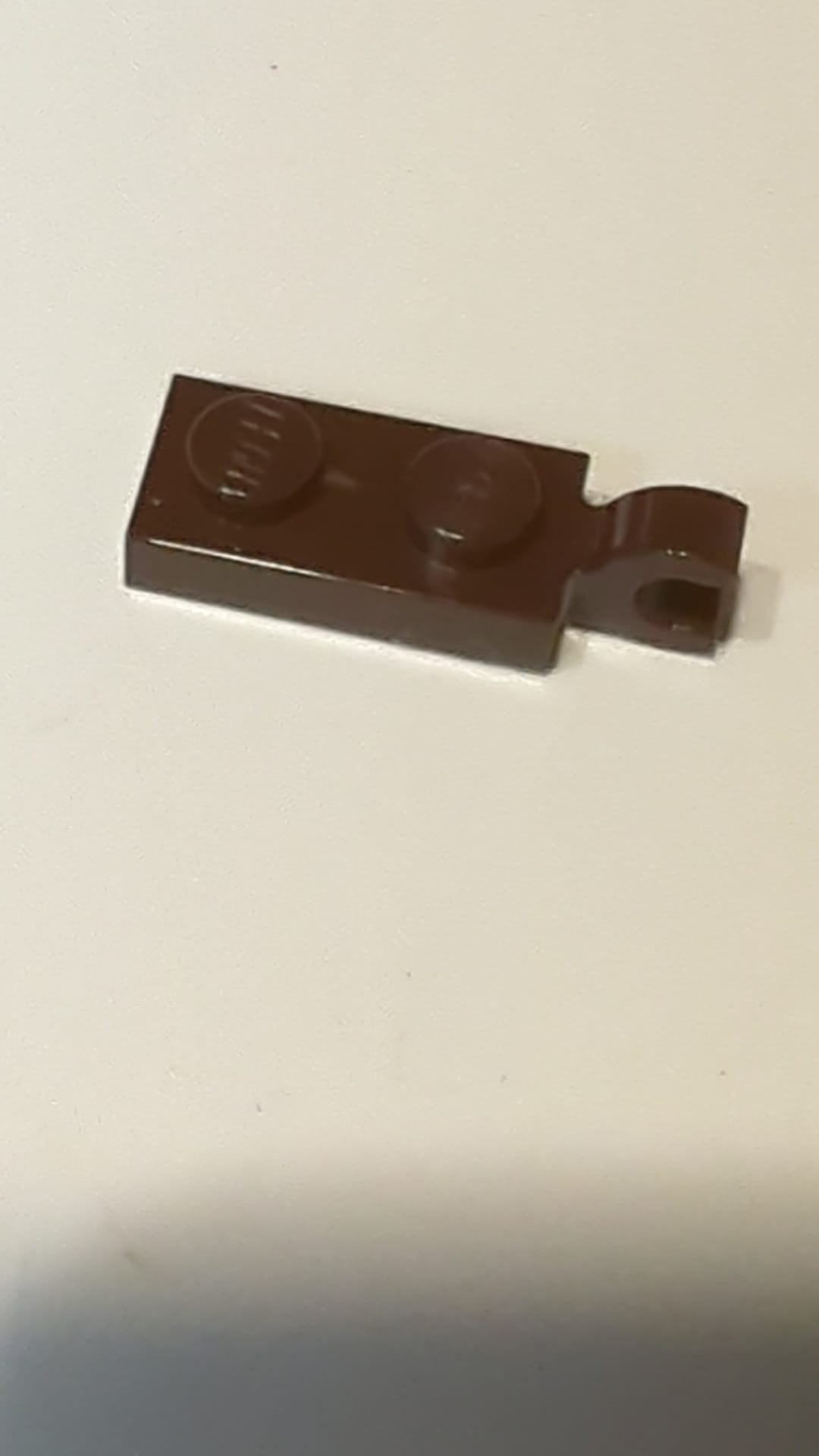 NEU 1 x 2 Platte, modifiziert  mit Clip am Ende (horizontaler Griff) dunkelbraun