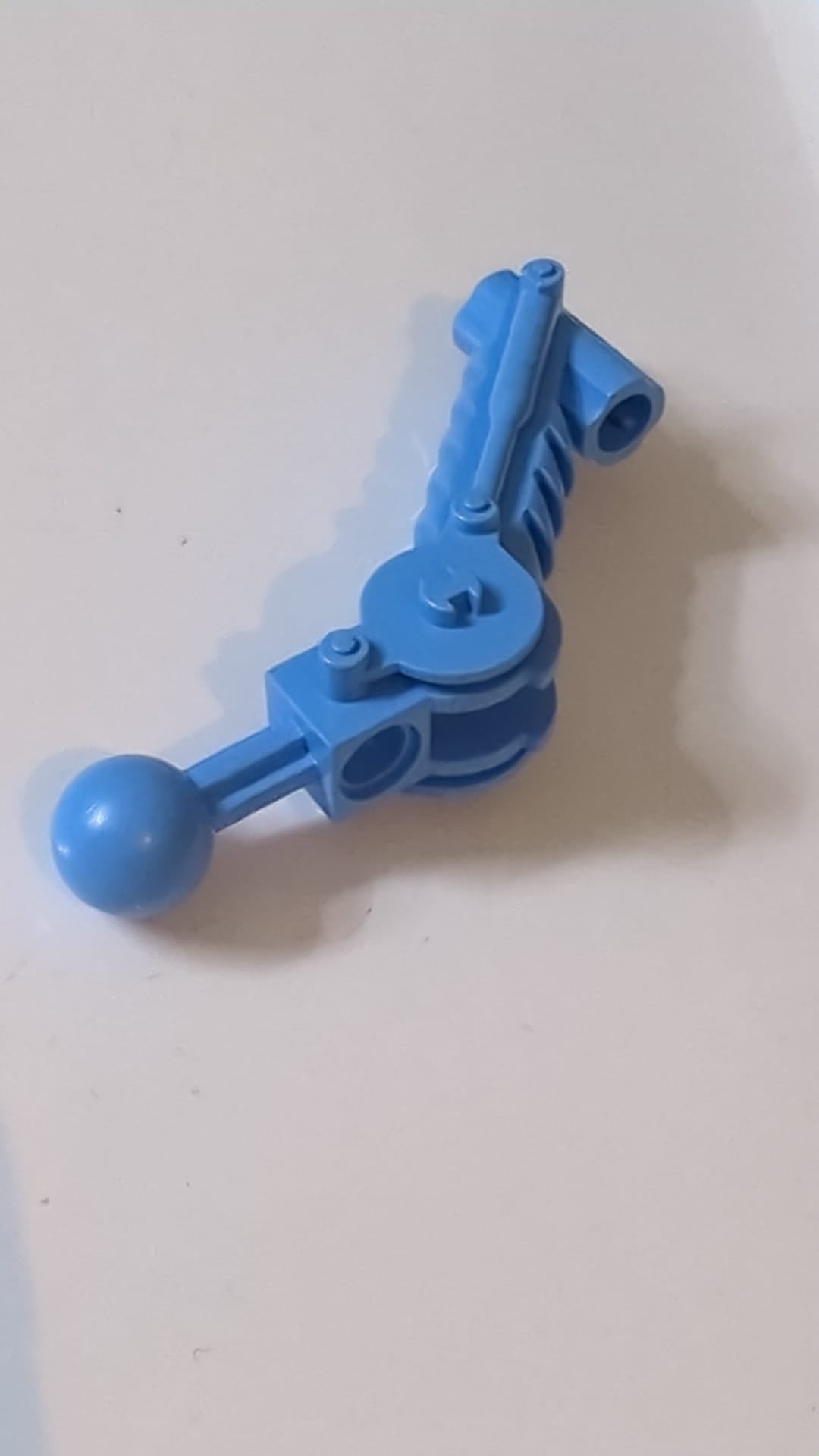 5x7 Bionicle Kugelgelenk Arm mit doppelter Achsbohrung bei 90 Grad mittelblau