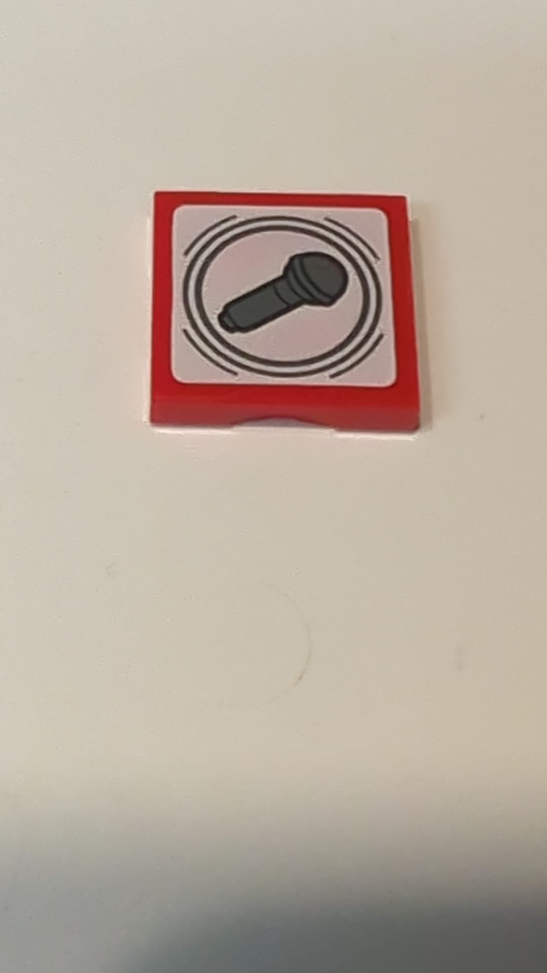 NEU 2 x 2 SMART Tag-Fliese mit Mikrofon-Muster rot