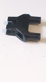 1x3 Technic, Stecknadel-Doppeldreieck mit 2 Clips mit quadratischen Stecknadellöchern schwarz