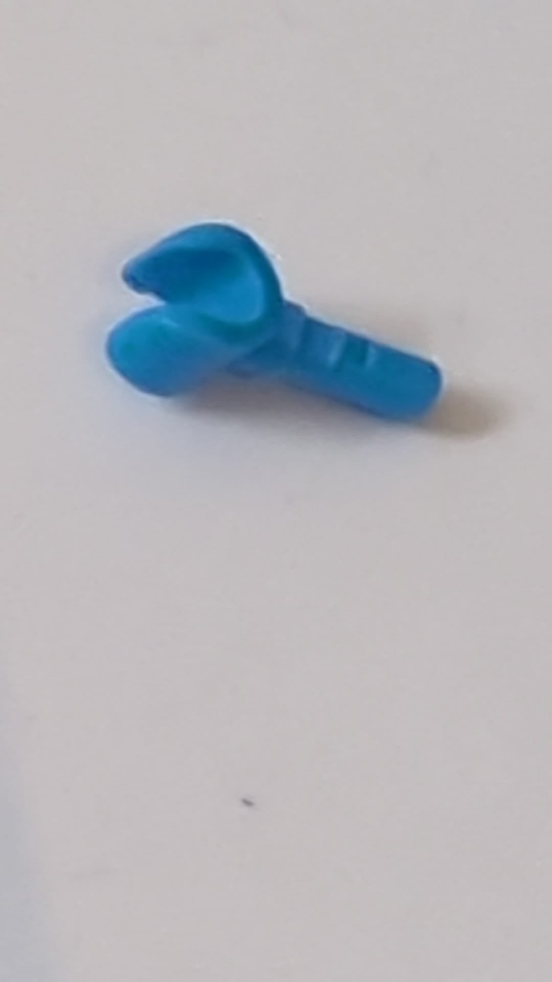 Hand dunkelazur