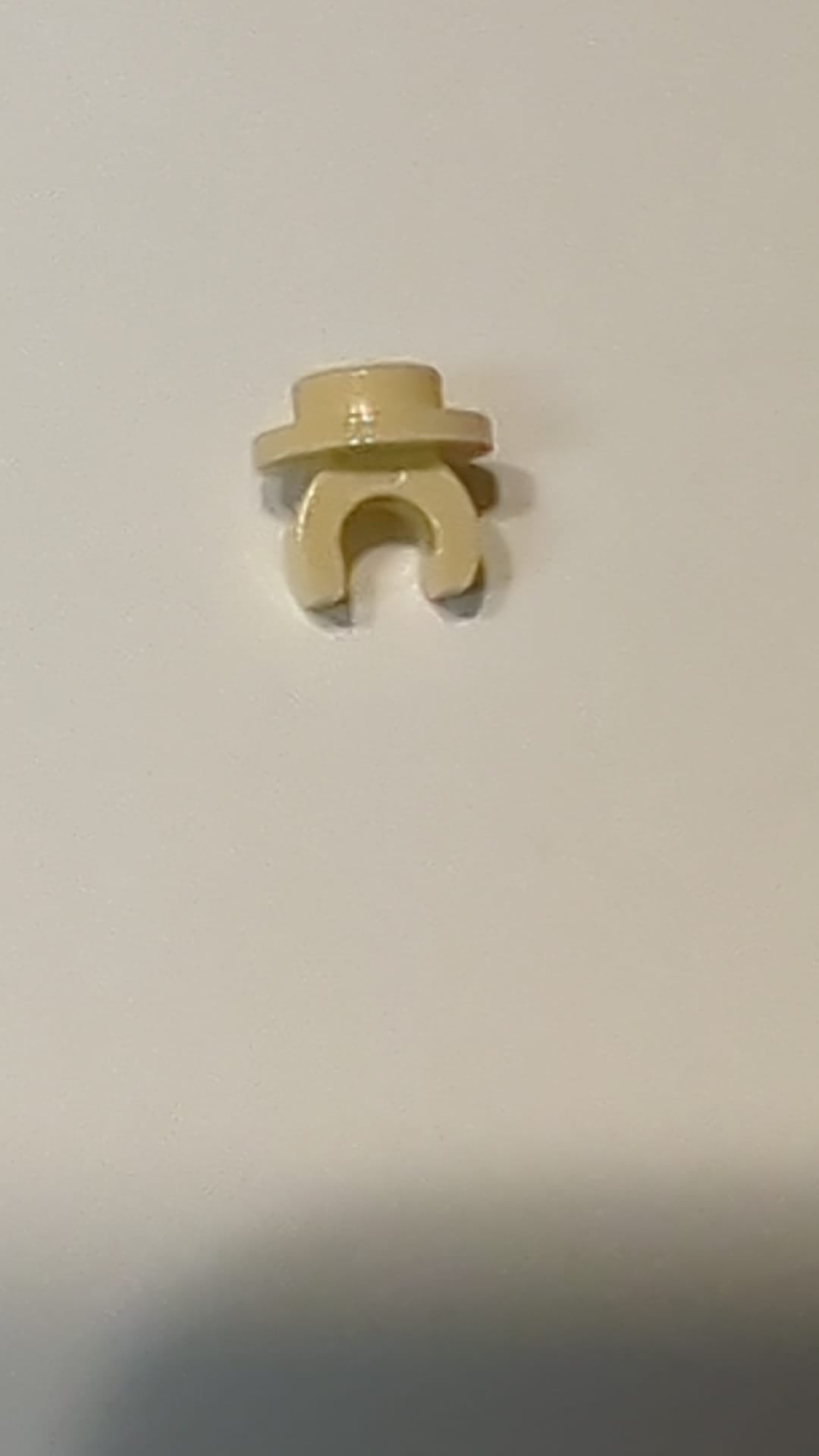 NEU 1 x 1 Platte, rund mit Clip an der Unterseite beige