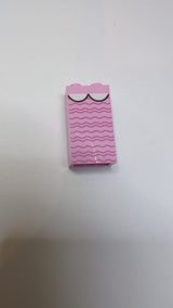 1x2x3 Brick mit weißen Revers und dunkelrosa Wellenlinienmuster „BrickHeadz Eleven Torso“ rosa