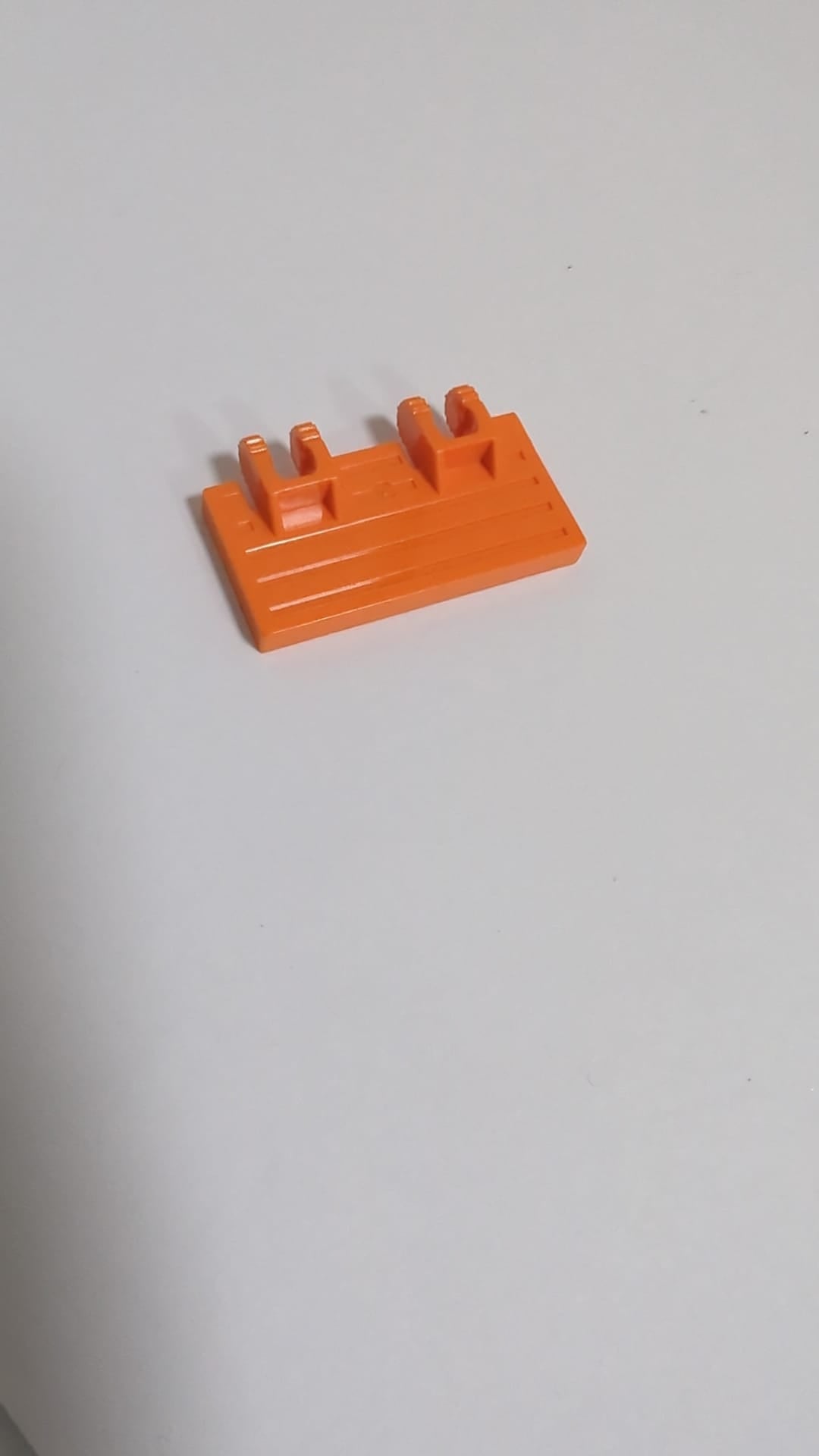 2x4 Klappe mit 2 Fingern / Zugtür / Zugtor mit verstärkter Rückseite orange