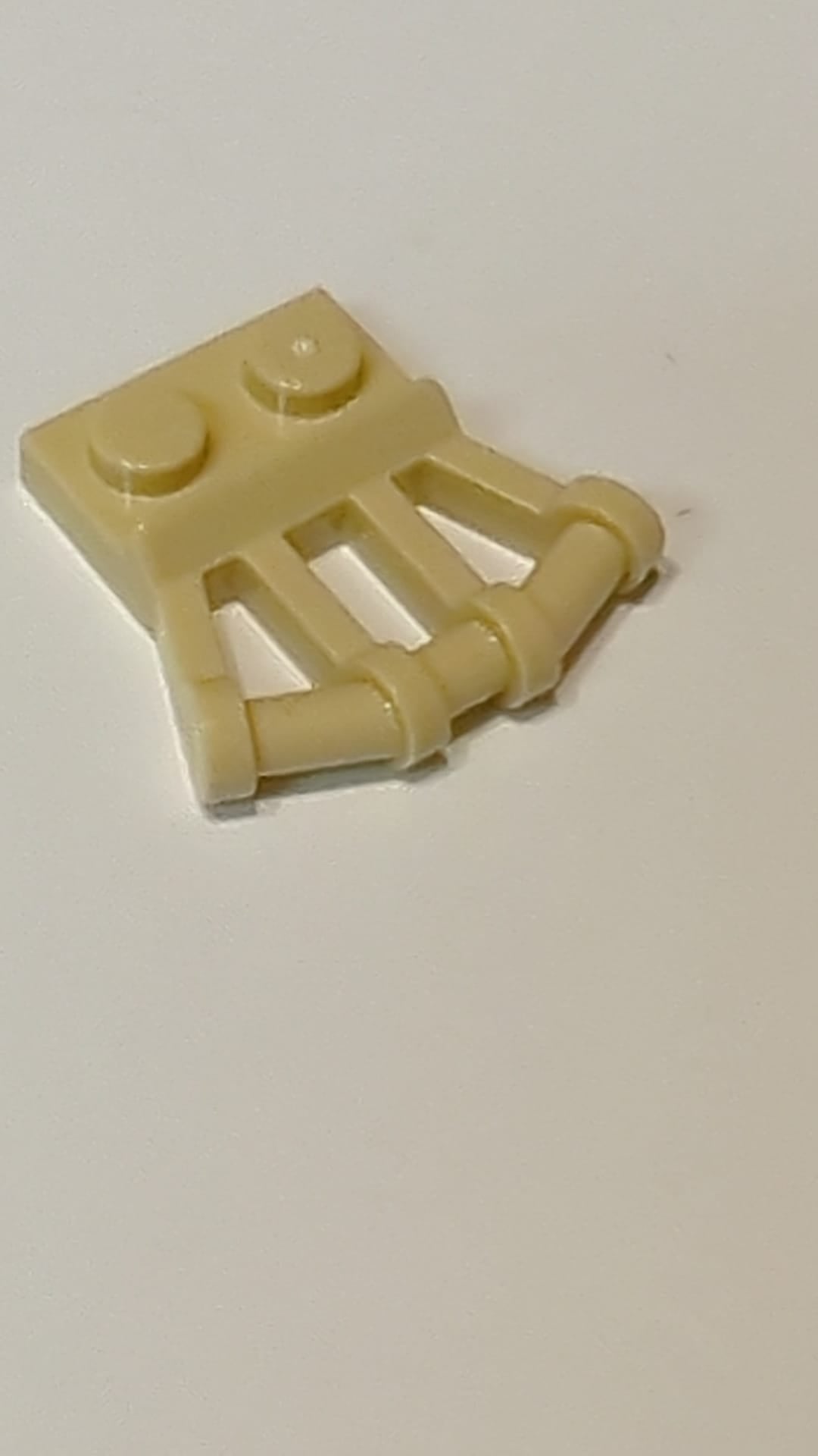 NEU 1 x 2 Platte, modifiziert  mit abgewinkelten Stangengriffen an der Seite beige