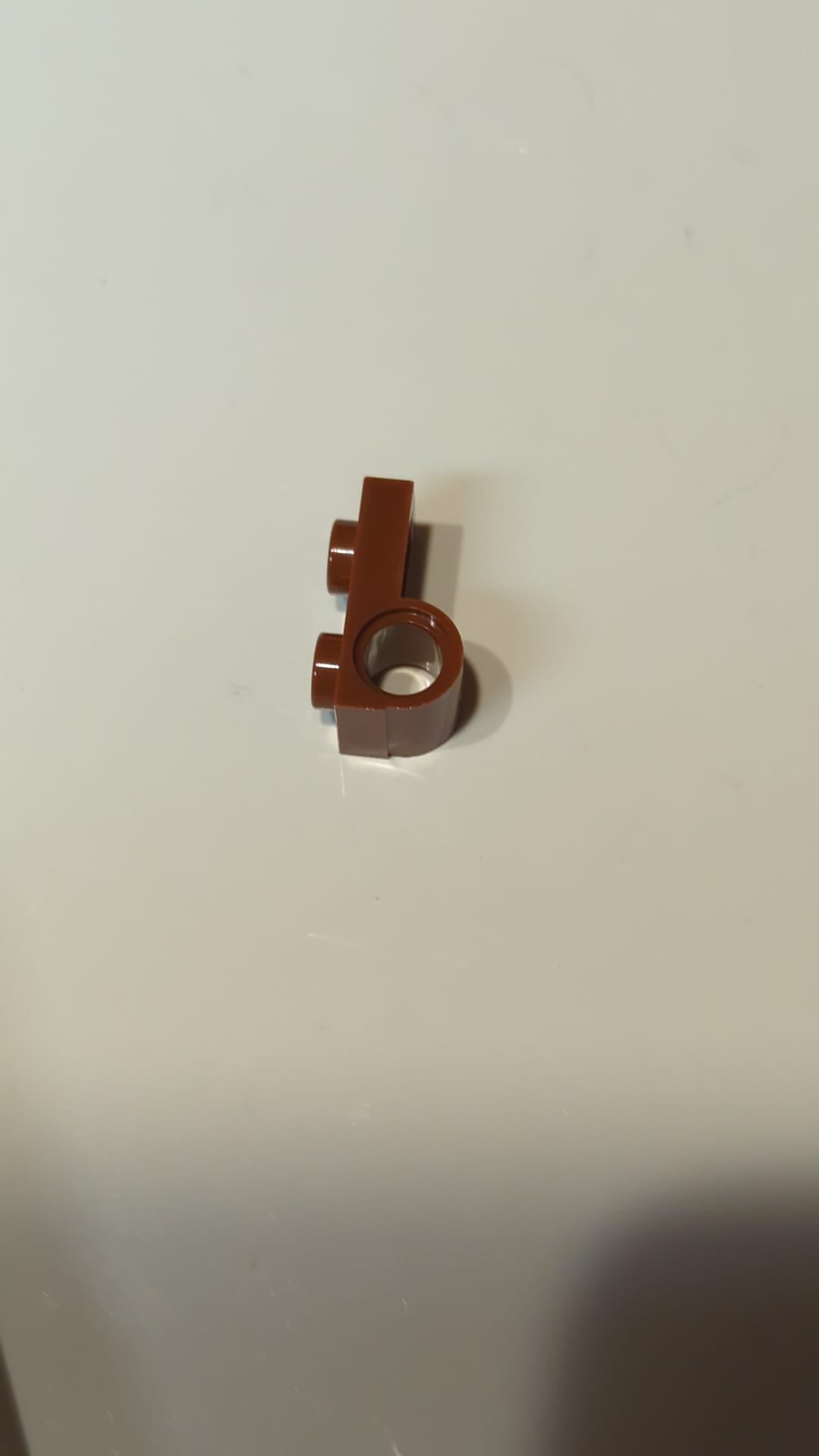 NEU 1 x 2 Platte, modifiziert  mit Pin-Loch an der Unterseite neubraun