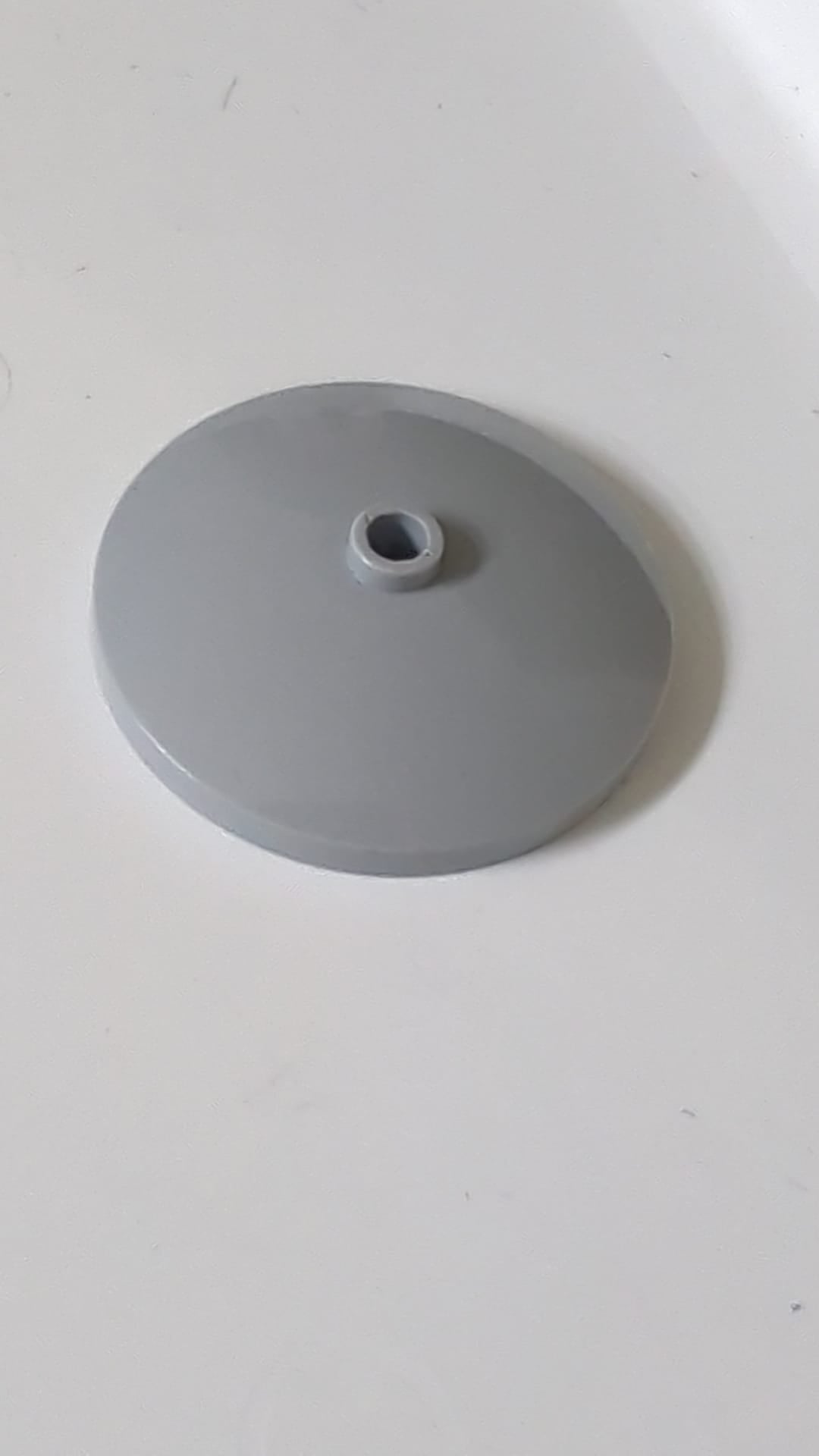 4x4 Inverted-Radar-Antenne mit offenem Bolzen neuhellgrau