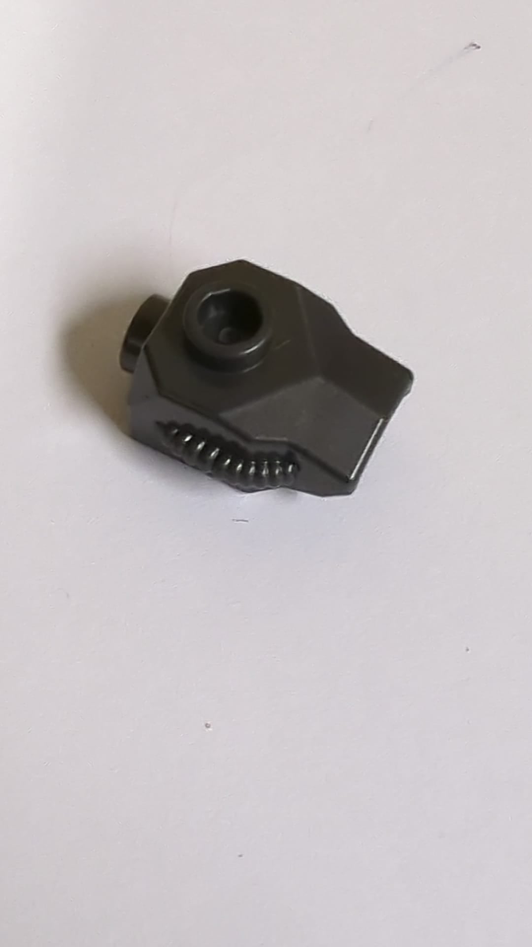 NEU Minifigur Hand, Rüstung titan
