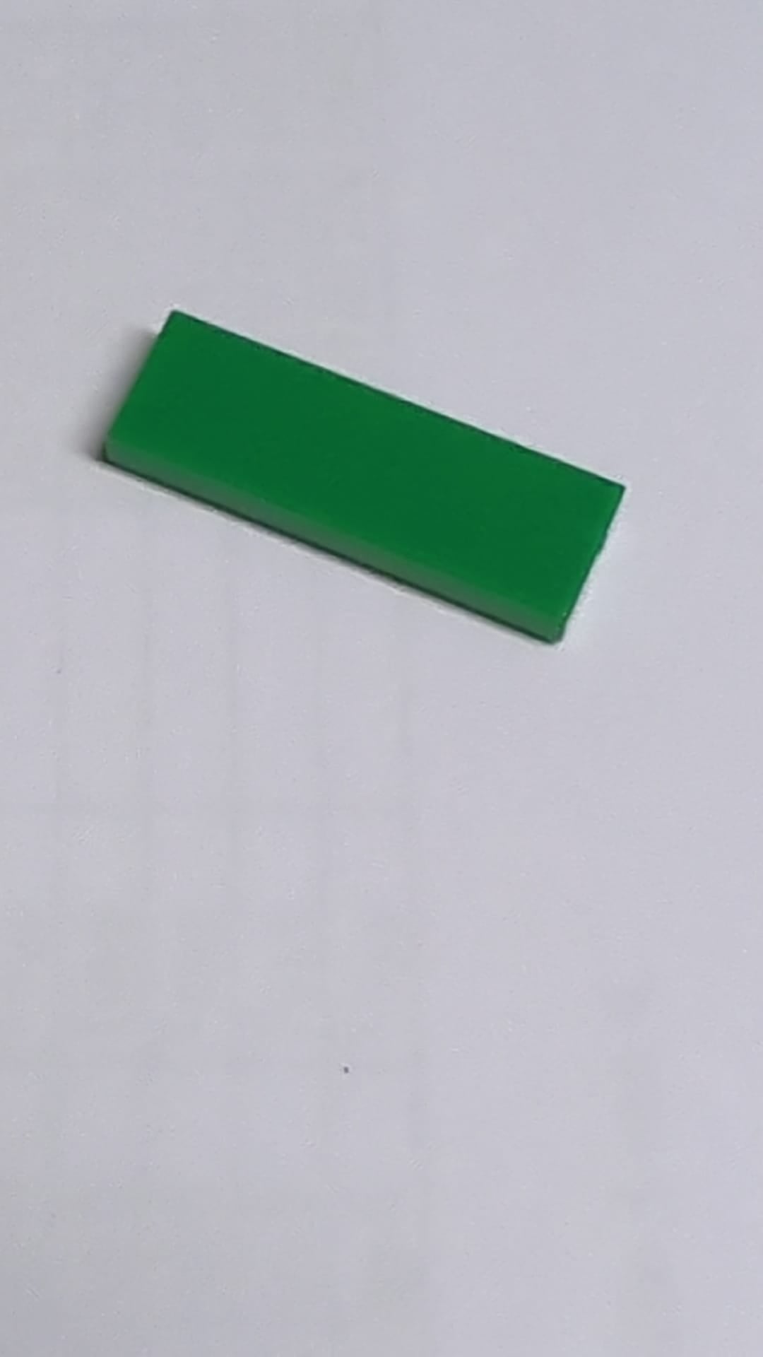 NEU 1x3 Fliese grün