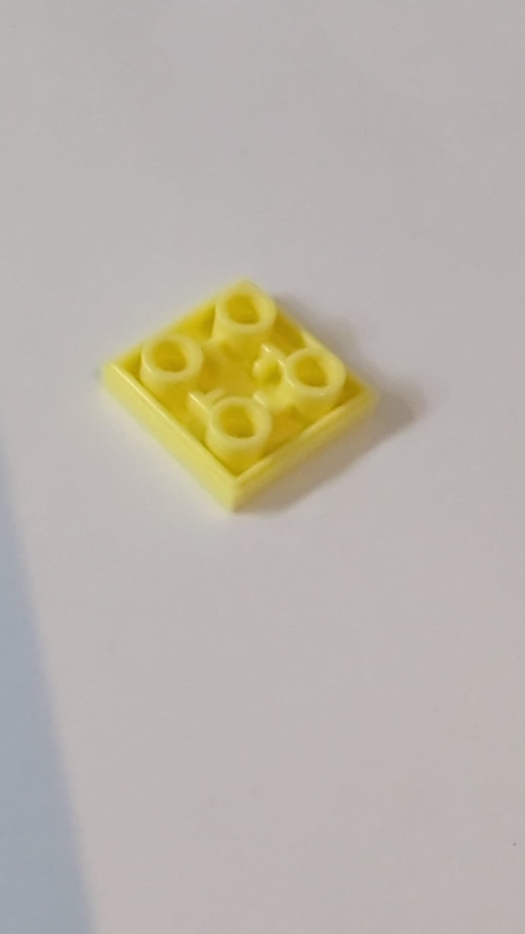 2x2 Fliese modifiziert invertiert hellgelb