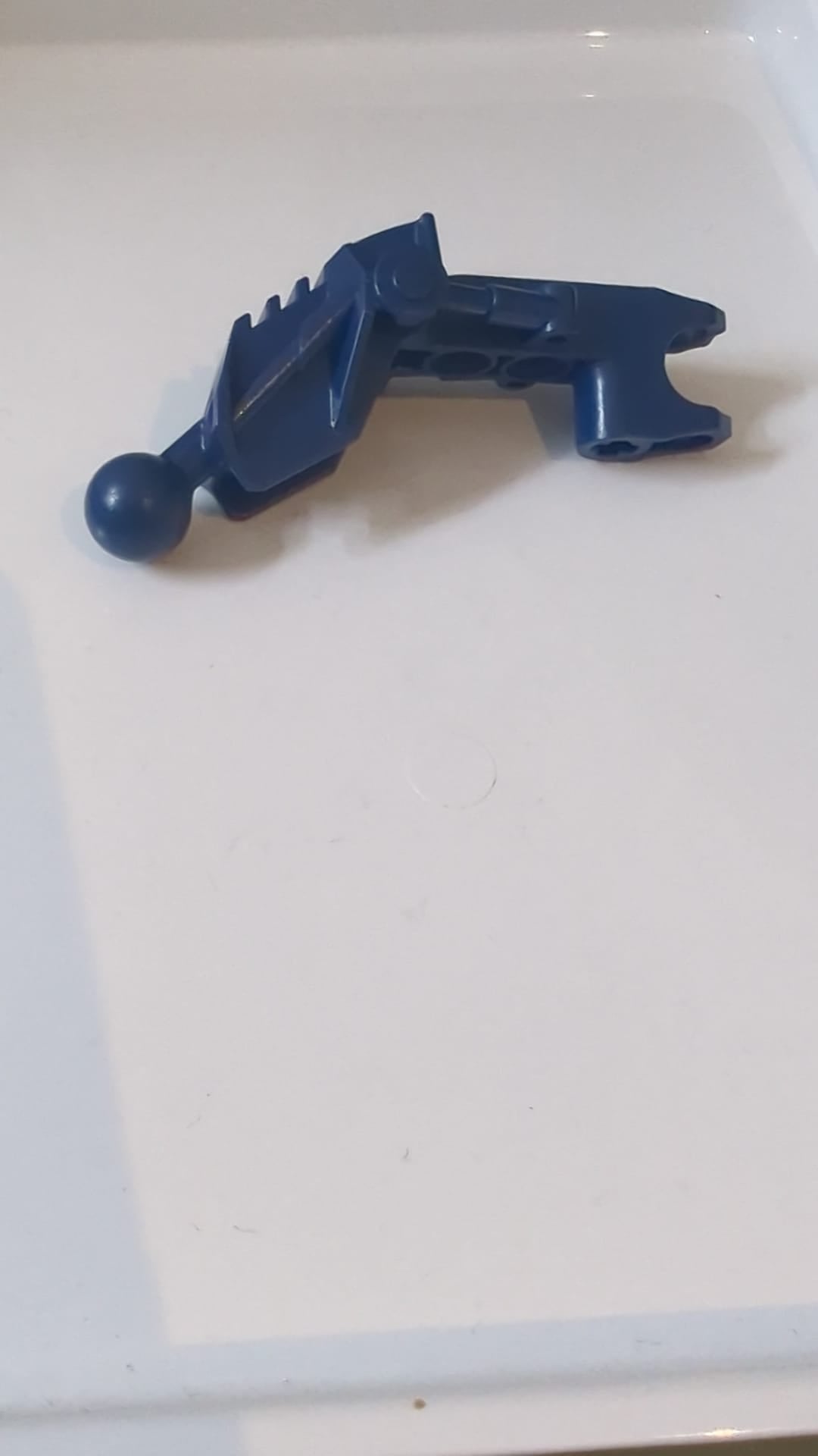 Bionicle Av-Matoran Beinsegment mit Kugelgelenk und Kugelpfanne dunkelblau