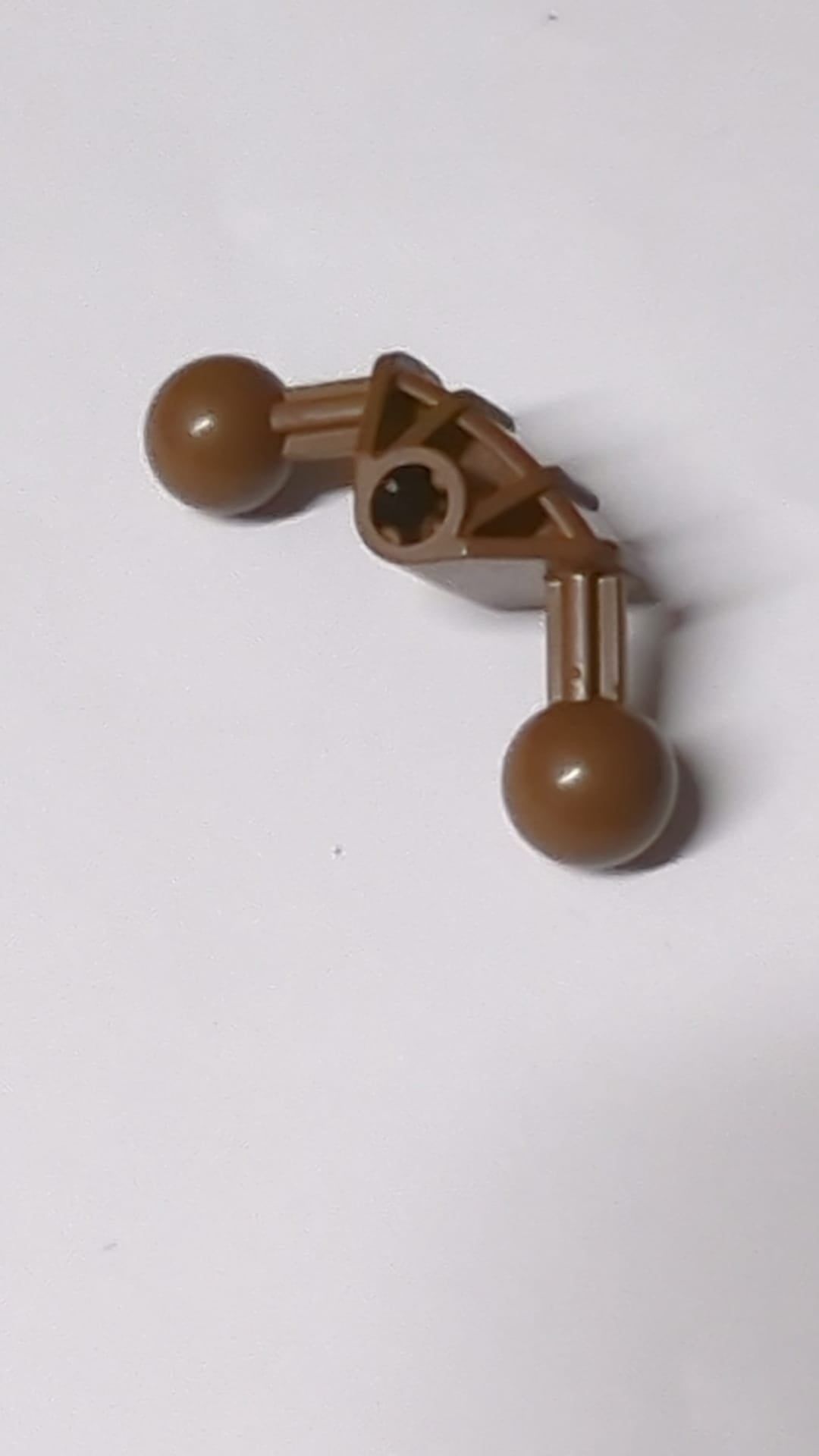 4x4x2 Bionicle Ball Joint 90° with 2 Ball Joint and Axle Hole altbraun