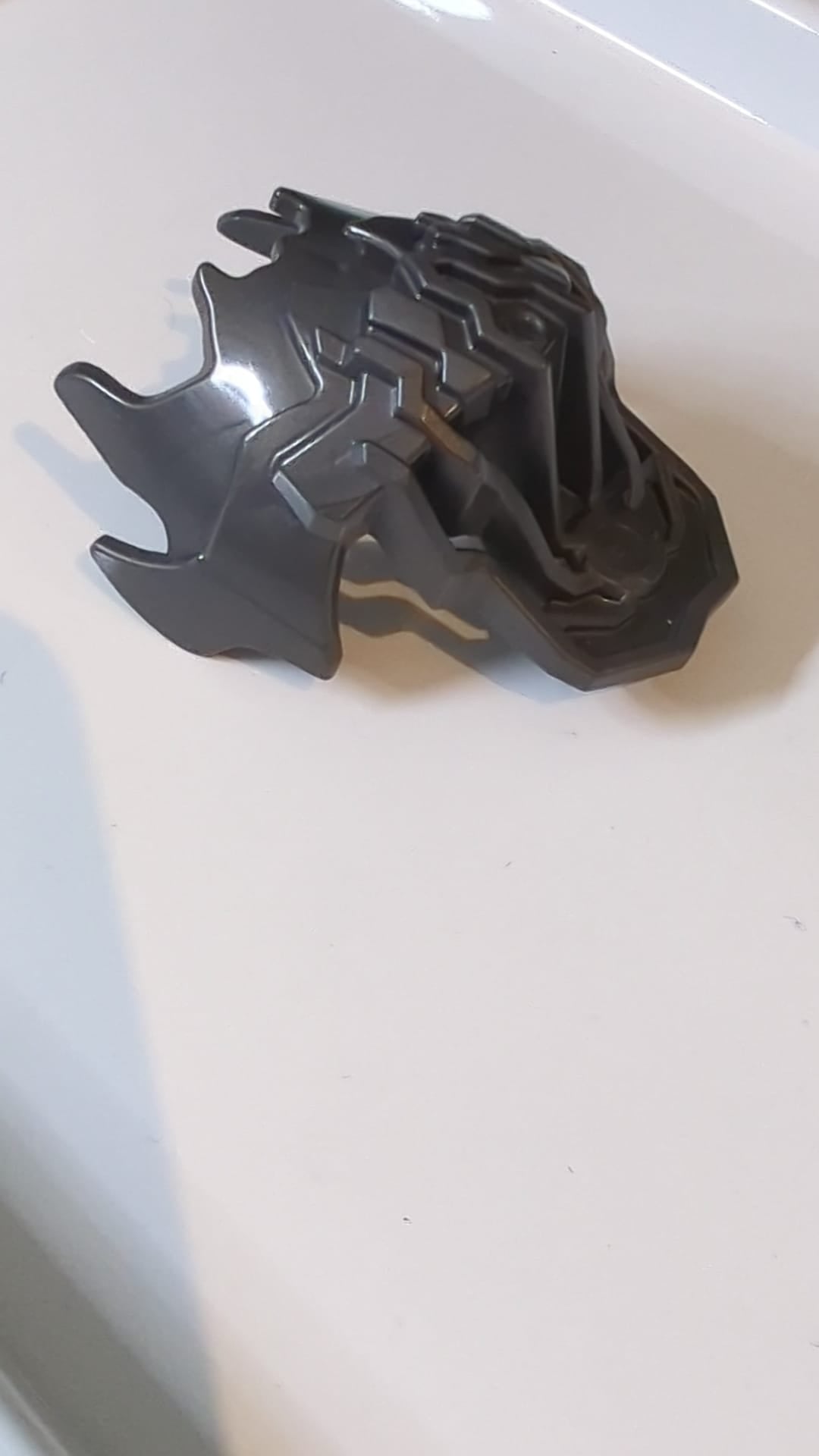 Bionicle-Schulterpanzer, gezackt und stachelig titan
