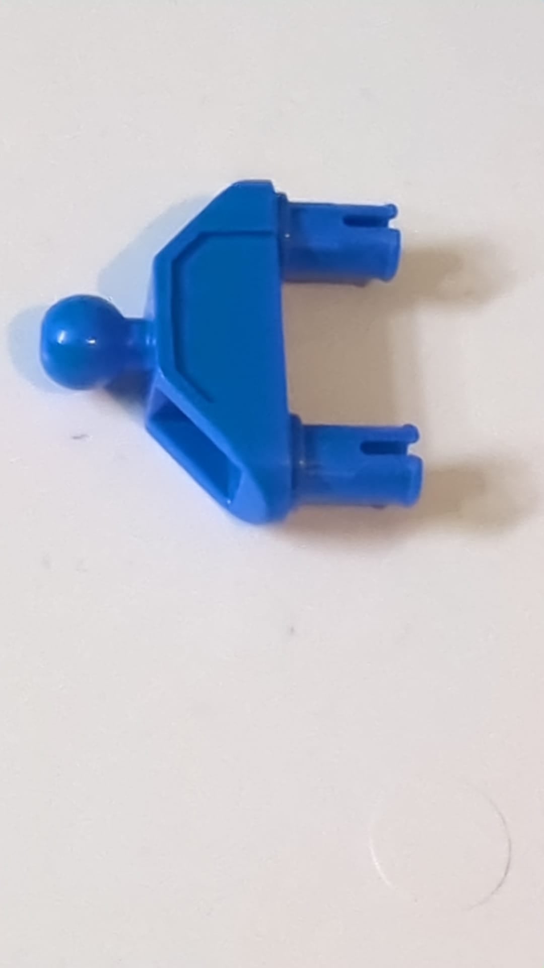 1x3 Technic, Steckdreieck mit Anhängerkupplung blau