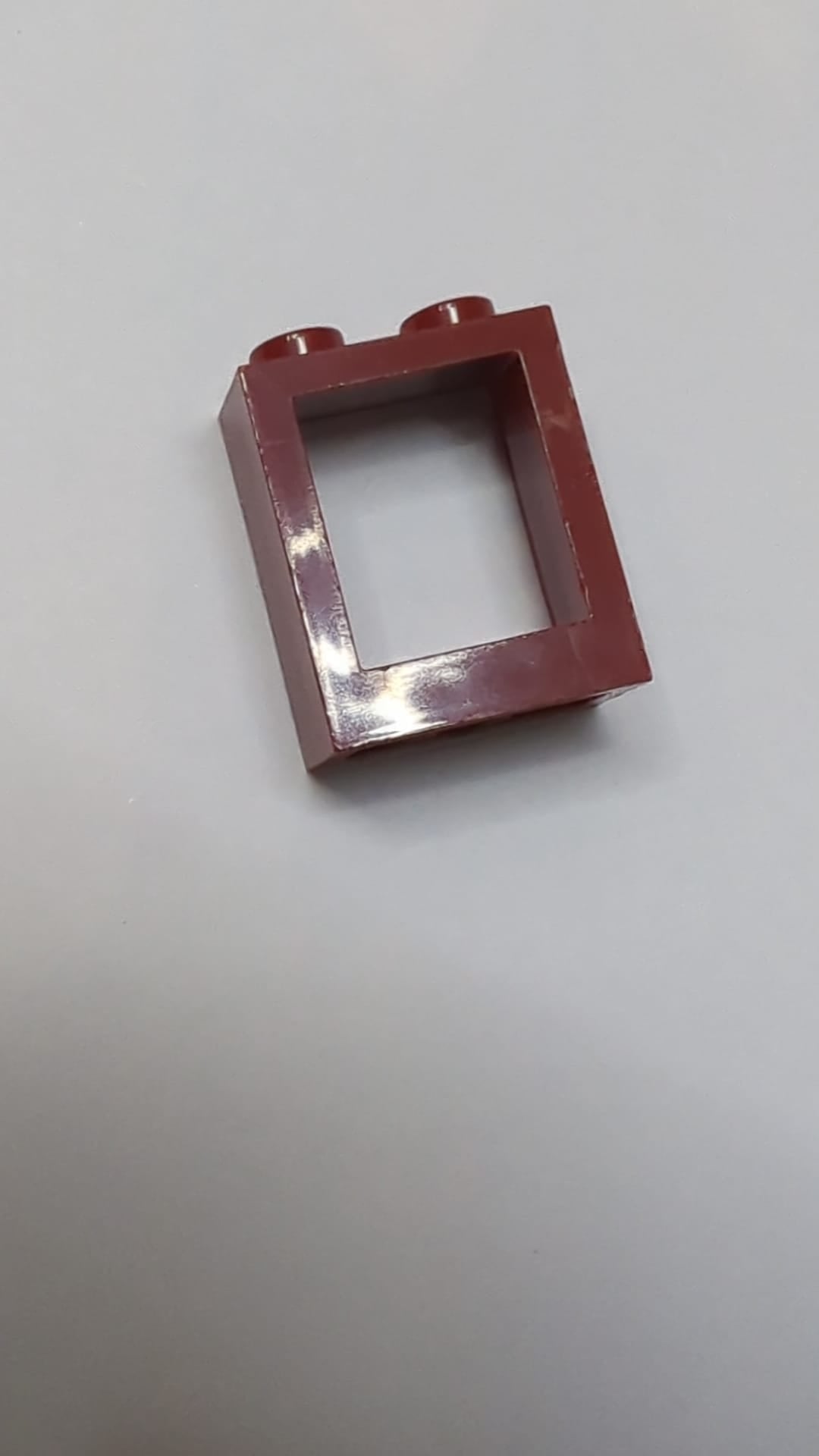 1x2x2 Fenster flache Front dunkelrot
