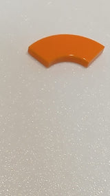 NEU Fliese, Kurve 2 x 2 Macaroni orange