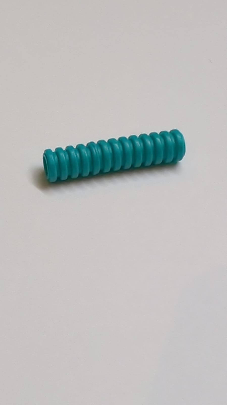 Schlauch geriffelt 4L mit 7mm Durchm. 3,2cm türkis