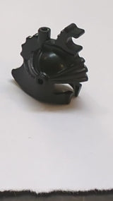 Kopfbedeckung Helm Schloss mit Drachenkronen-Top schwarz