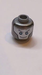 Kopf eines doppelseitigen Alien-Roboters mit silbernem Gesicht, mittleren azurblauen Augen / mittlerer azurblauer Visier mit Headset- und Augenstückmuster
