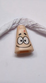 Kopf, modifiziertes Patrick-Muster nougat (hell)