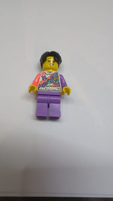 NEU Minifigur, kurze Haare, medium lavendel, doppel Gesicht