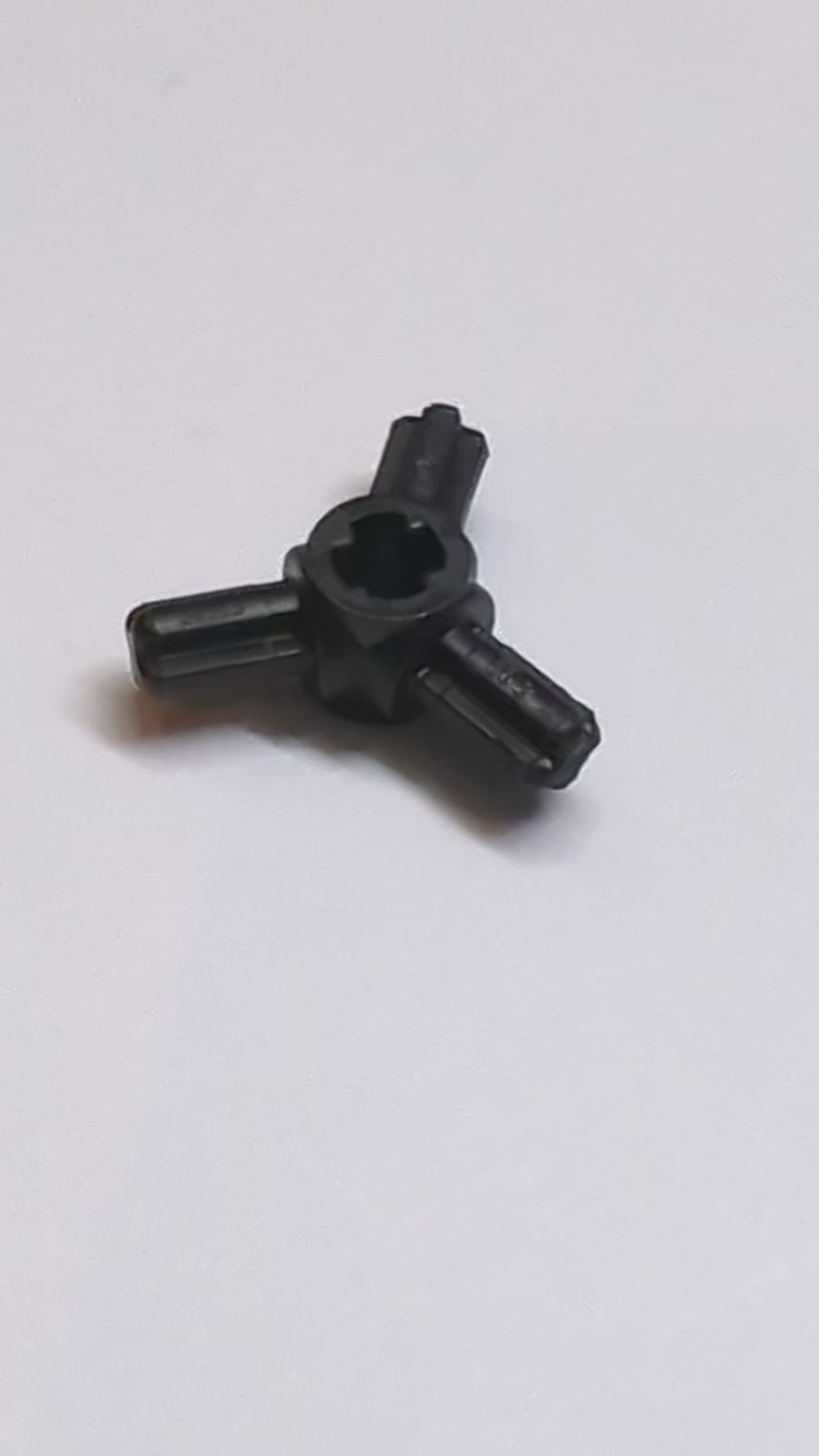 NEU Technik, Achsverbinder-Hub mit 3 Achsen schwarz