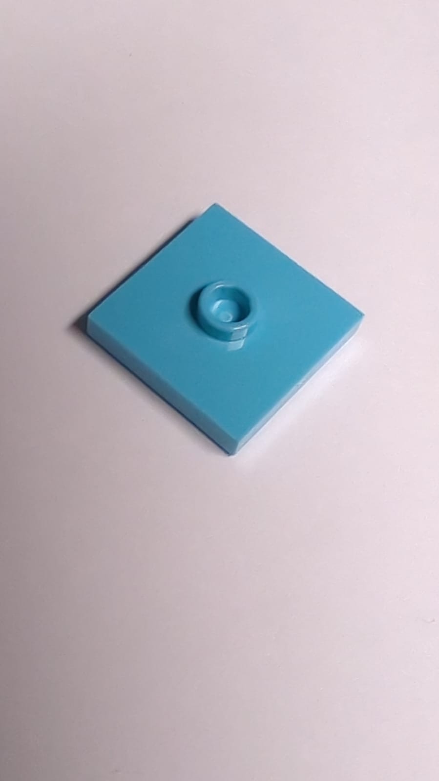 NEU Platte, modifiziert 2 x 2 mit Nut und einer Noppe (Jumper) azur (medium)