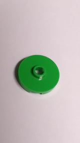 NEU Fliese, rund 2 x 2 mit offener Noppe mediumgrün