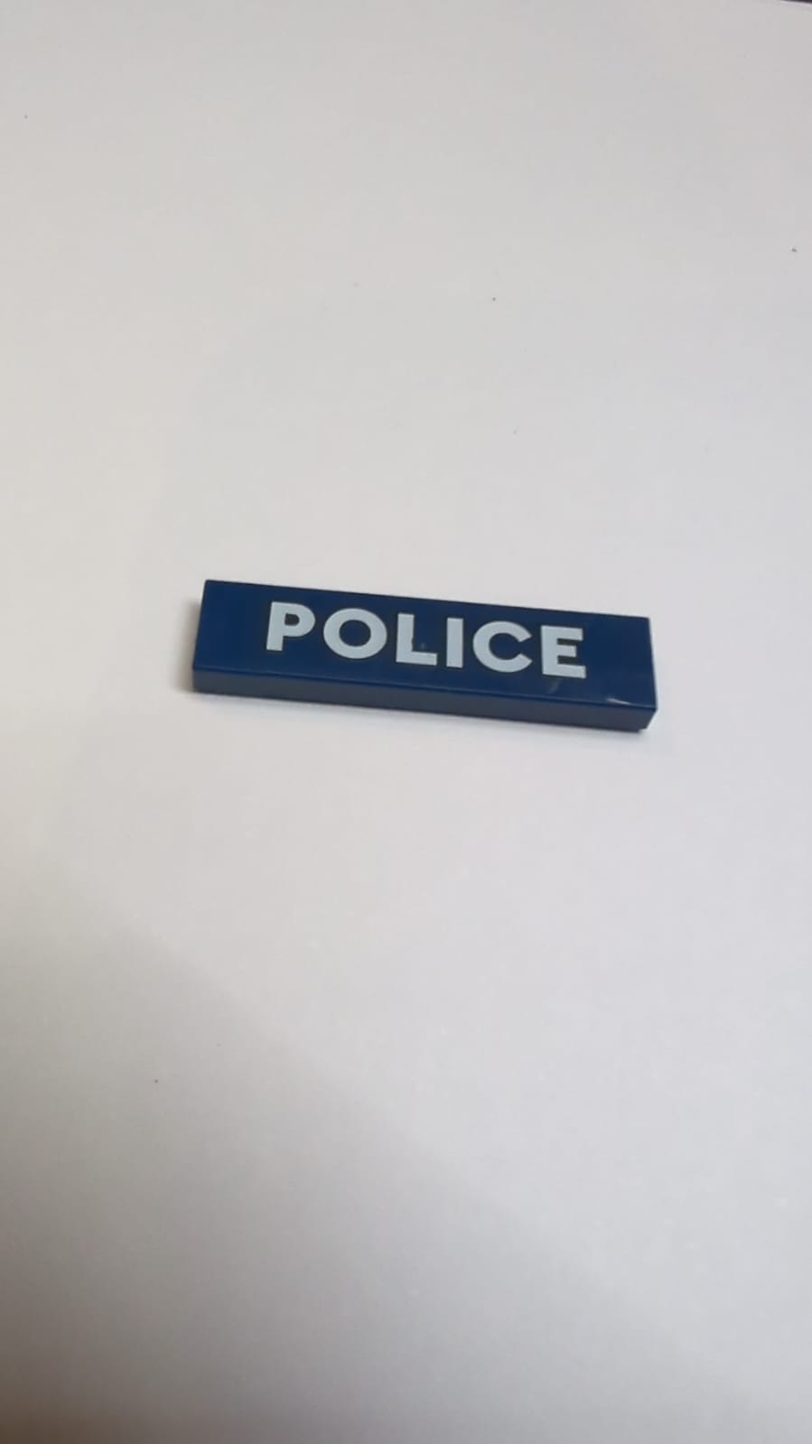 NEU Fliese 1 x 4 mit weißem 'POLICE' mit schwarzer Umrandung Muster dunkelblau