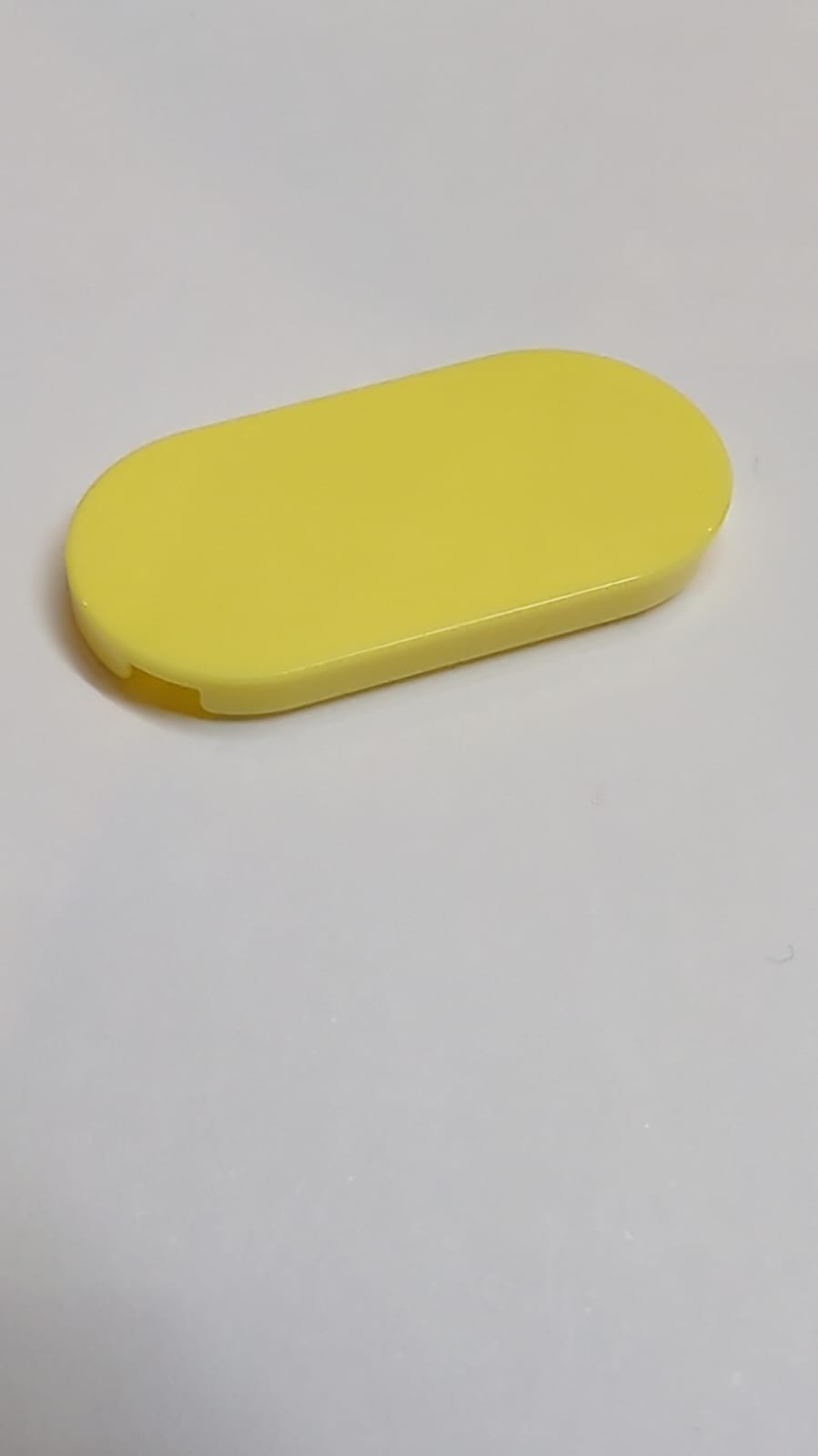 NEU Fliese, rund 2 x 4 Oval hellgelb