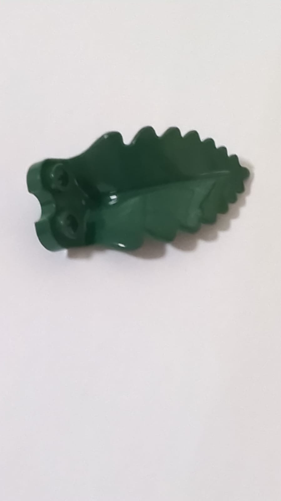 NEU Pflanzenplatte, Rund 1 x 2 mit gebogenem, aufrechtem Blatt dunkelgrün