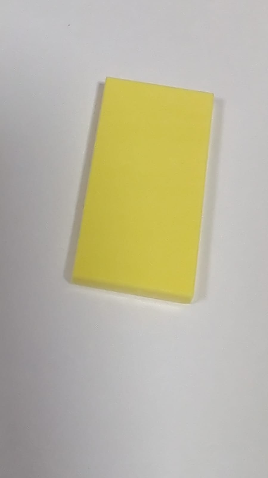 NEU Fliese 2 x 4 hellgelb