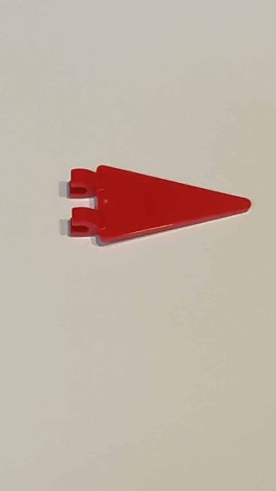 NEU Fahne Flagge 3 1/2 x 2 Dreieck rot