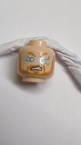 Minifigur, Kopf doppelseitig, mittleres Nougat, Augenbrauen, Schnurrbart und Bart, neutral / metallisches Hellblau und weiße Blitzaugen und wütender offener Mund mit Zähnemuster nougat (hell)