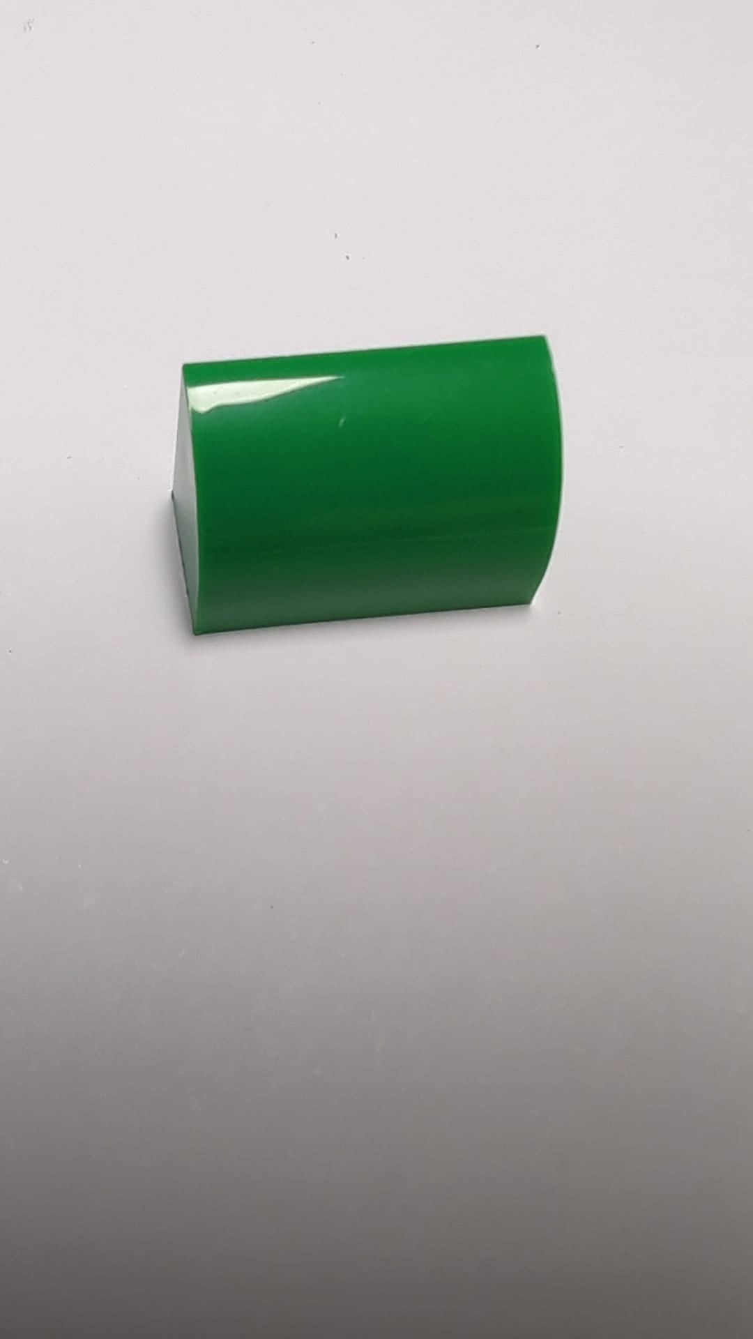 NEU modifizierter Stein, gebogen 1 x 2 x 1 grün