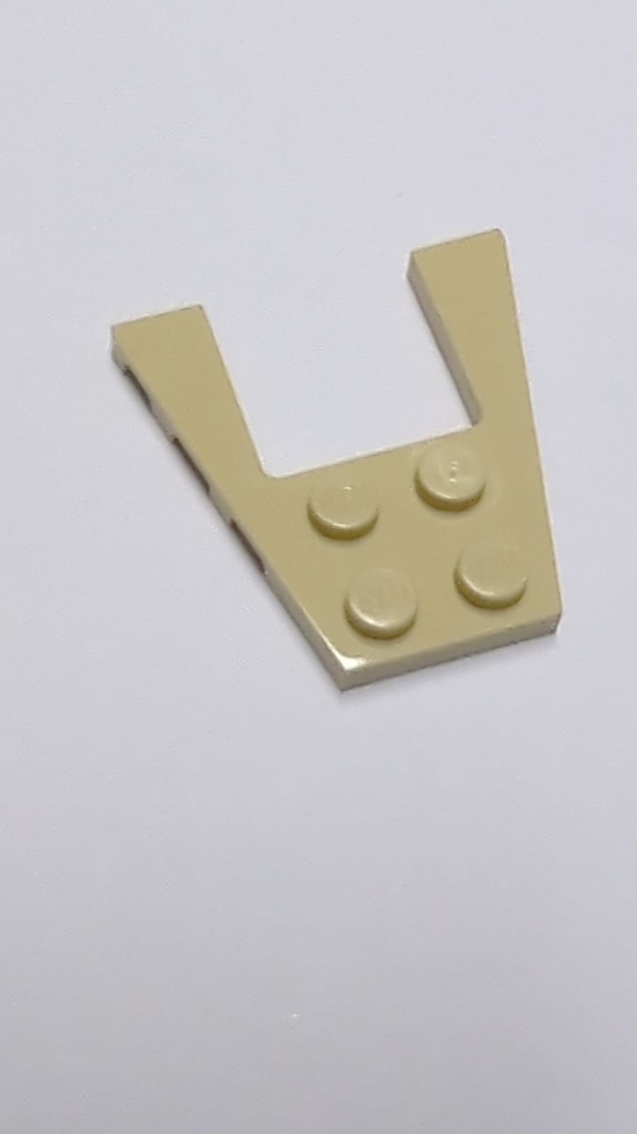 NEU Platte, Keil 4 x 4 beige