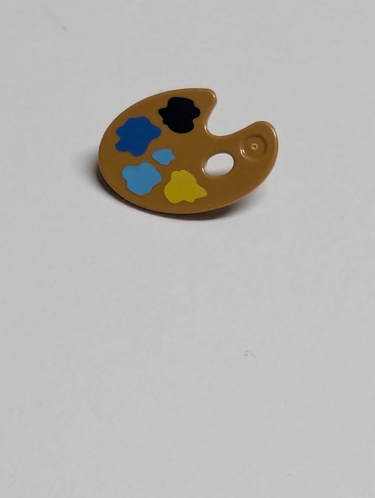 NEU Utensilien-Palette mit gelben, mittel-azurblauen, blauen und dunkelblauen Farbflecken-Muster nougat (medium)