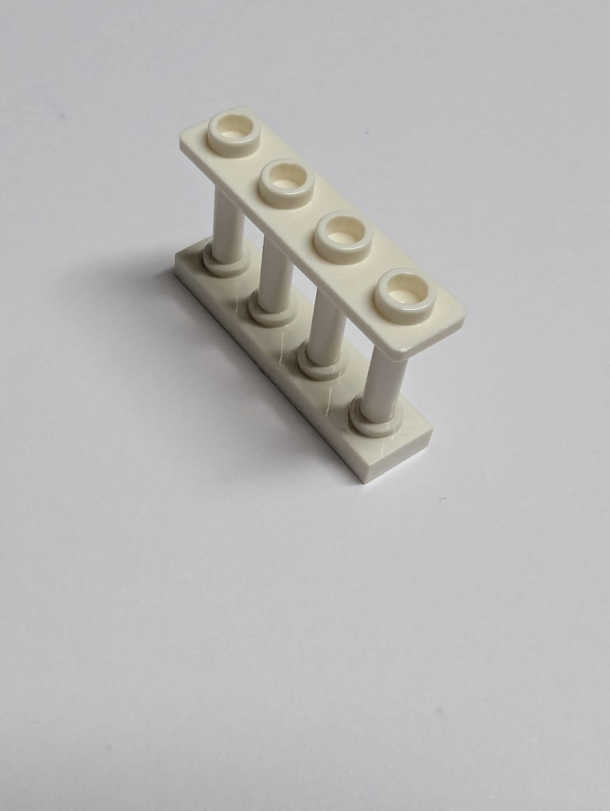 NEU Zaun 1 x 4 x 2 mit 4 Noppen weiß