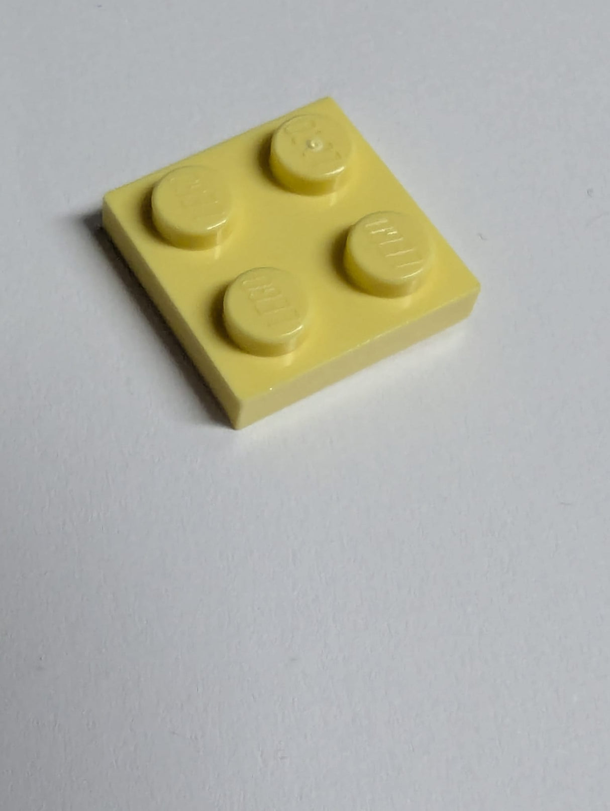 NEU Platte 2 x 2 hellgelb