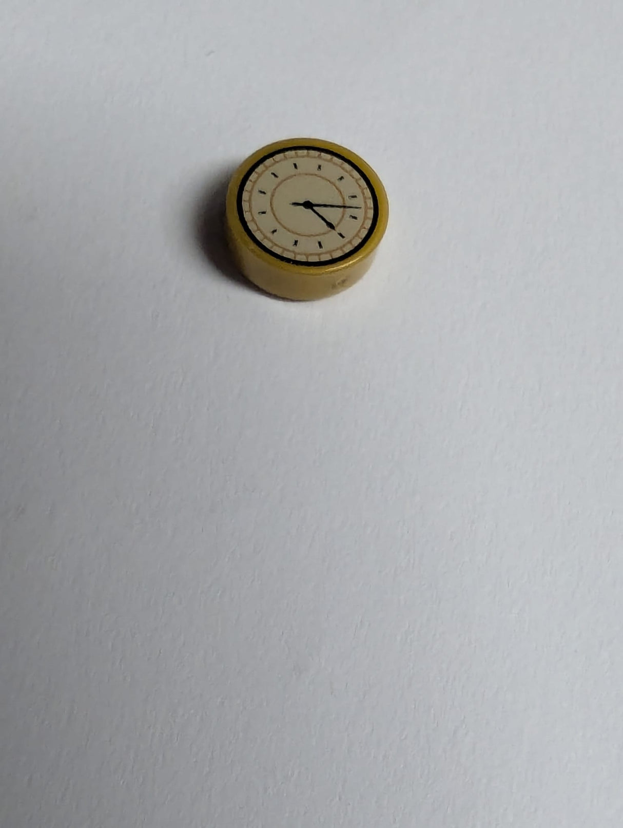 NEU Fliese, rund 1 x 1 mit Uhrmuster in pearlgold