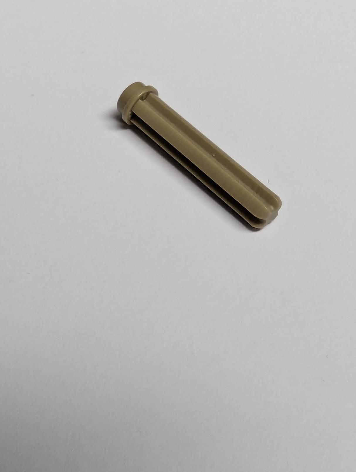 NEU Technik, Achse 3L mit Noppe dunkelbeige