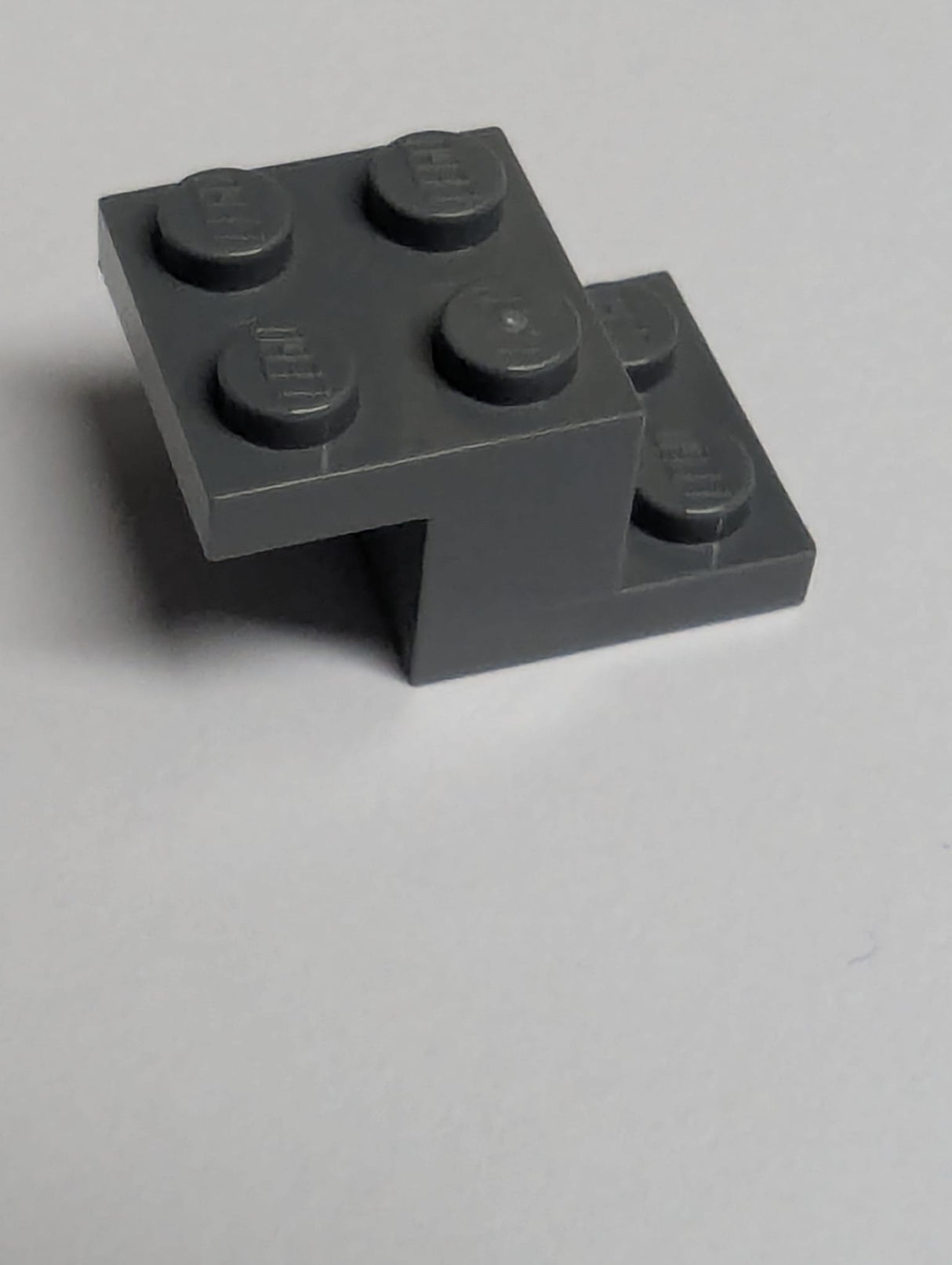 NEU Winkel 3 x 2 x 1 1/3 mit Noppenhalter unten neudunkelgrau