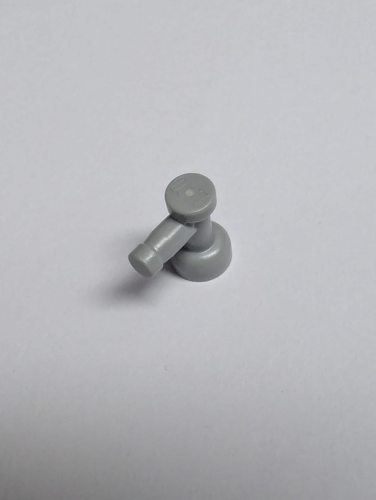 NEU Tap 1 x 1 without Hole in Nozzle End neuhellgrau