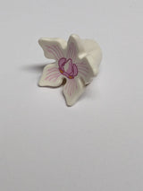 NEU Blüte Kapuze mit 5 großen Blütenblättern mit Muster aus hellrosa und dunkelrosa Orchideenblumen weiß