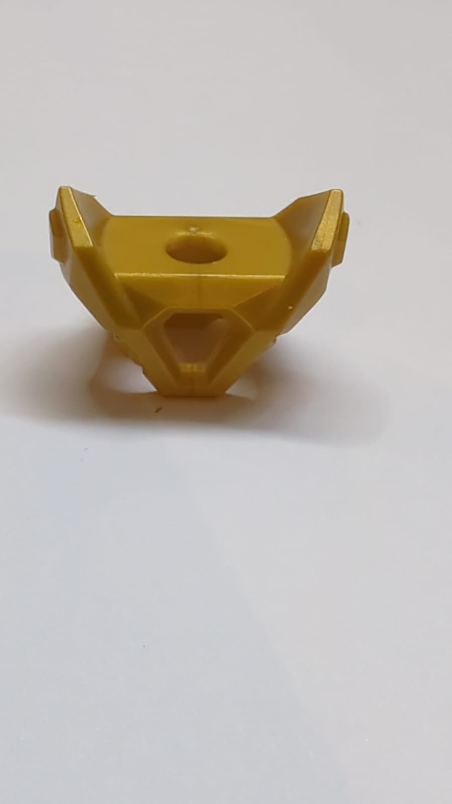 Minifiguren Rüstung Brustplatte mit spitzen Schultern, sechseckigem Ausschnitt und 2 Noppen auf der Rückseite pearlgold