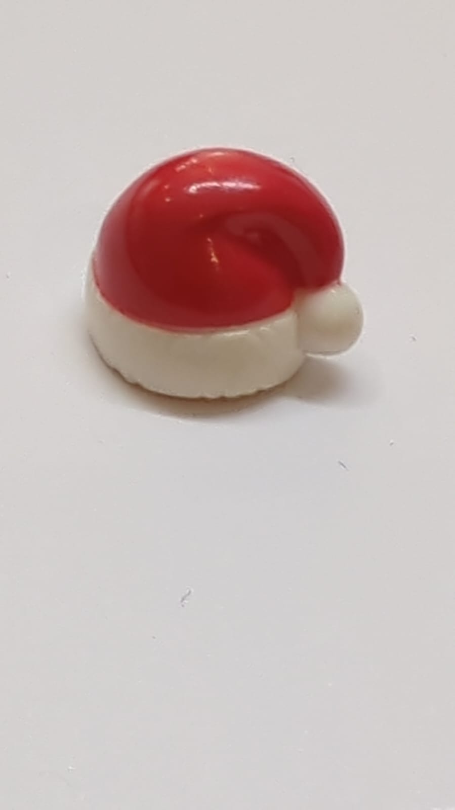 Minifigur, Kopfbedeckung, Weihnachtsmann mit aufgedrucktem rotem Oberteil weiß