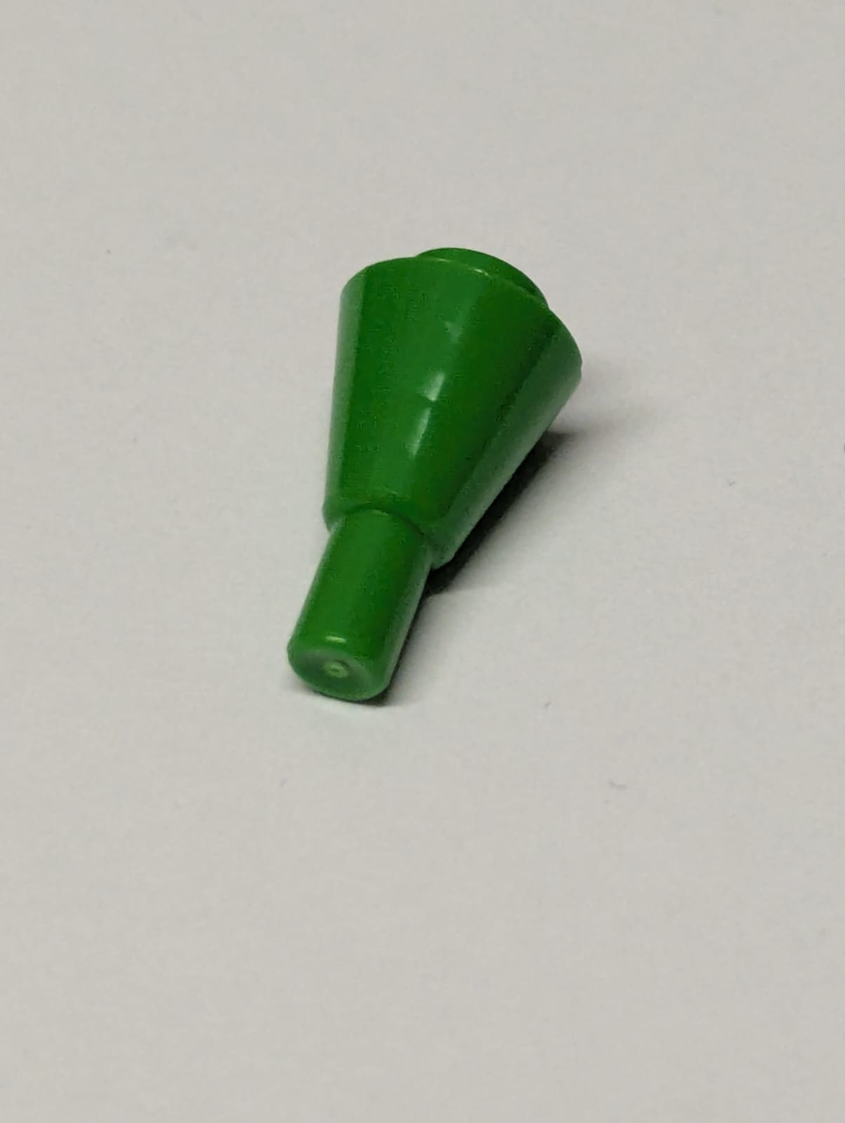 NEU Kegel 1 x 1 invert mit Stab mediumgrün