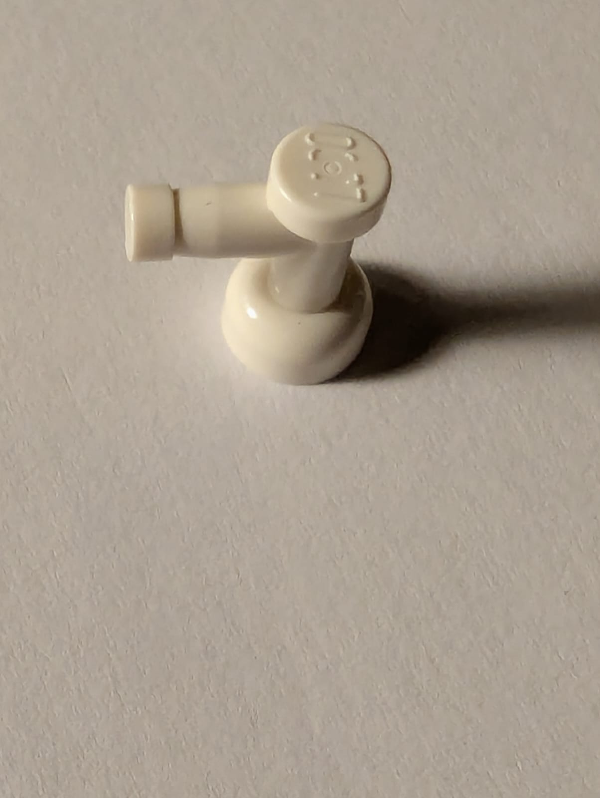 NEU Tap 1 x 1 without Hole in Nozzle End weiß