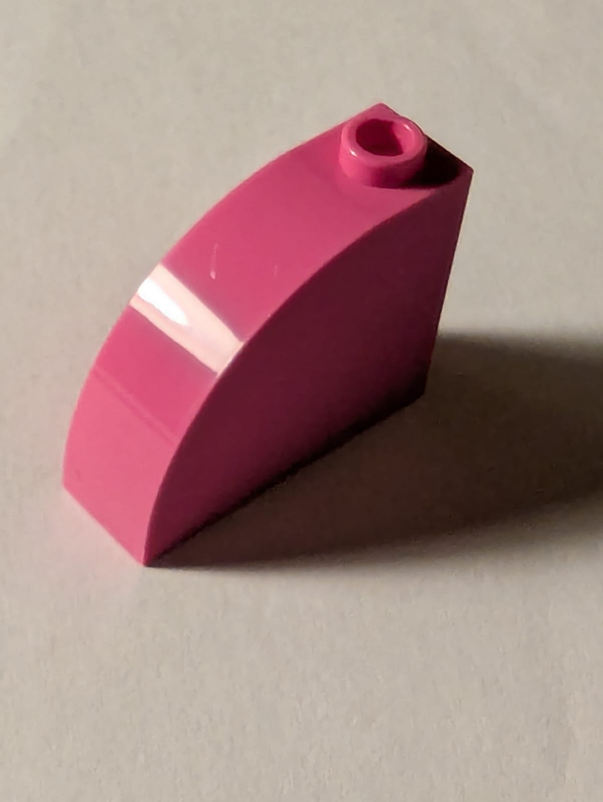NEU Bogenstein 3 x 1 x 2 mit Noppe knallpink