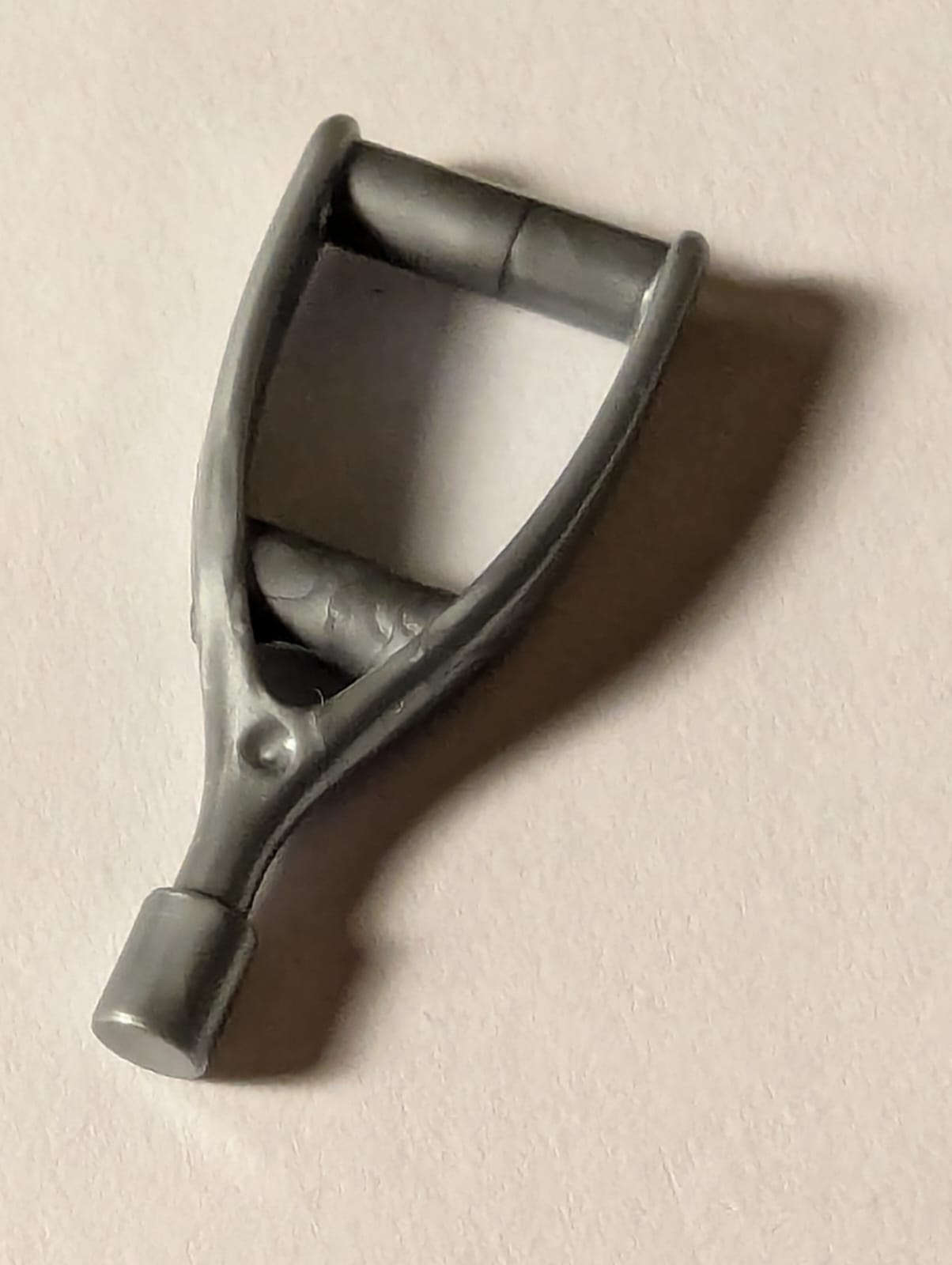 NEU Minifigur, Utensil-Achselstütze, Gehhilfe pearlsilber